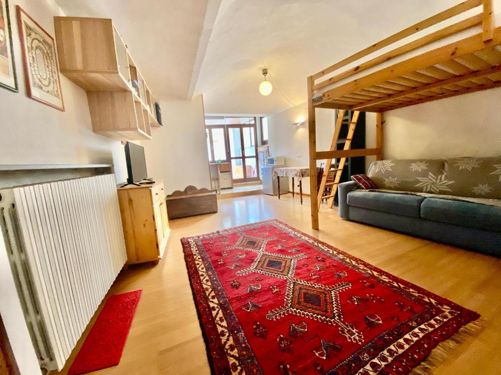 Apartmán Monolocale Accogliente Bardonecchia Exteriér fotografie